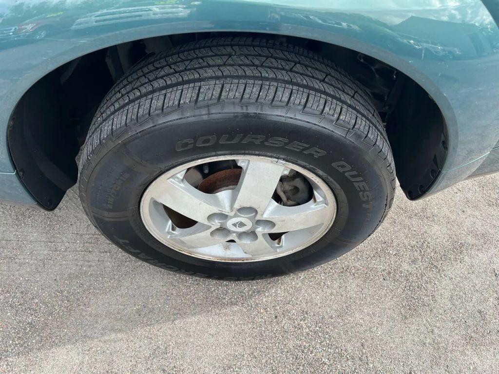used 2006 Saturn Vue car, priced at $4,788