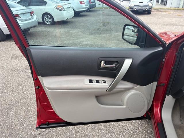 used 2015 Nissan Rogue Select car, priced at $6,488