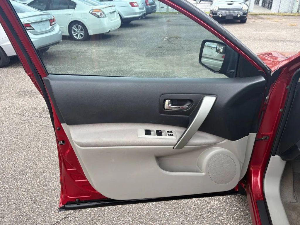 used 2015 Nissan Rogue Select car, priced at $6,488