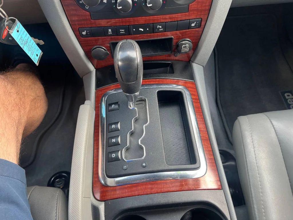 used 2006 Jeep Grand Cherokee car, priced at $6,488