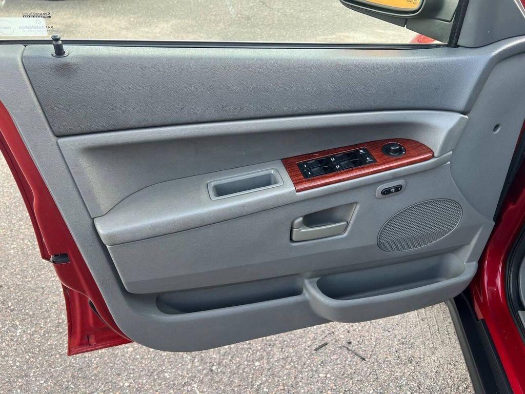 used 2006 Jeep Grand Cherokee car, priced at $6,488