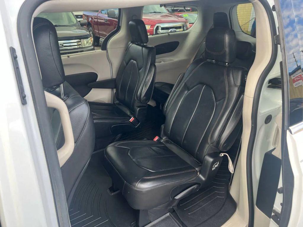 used 2017 Chrysler Pacifica car, priced at $11,488