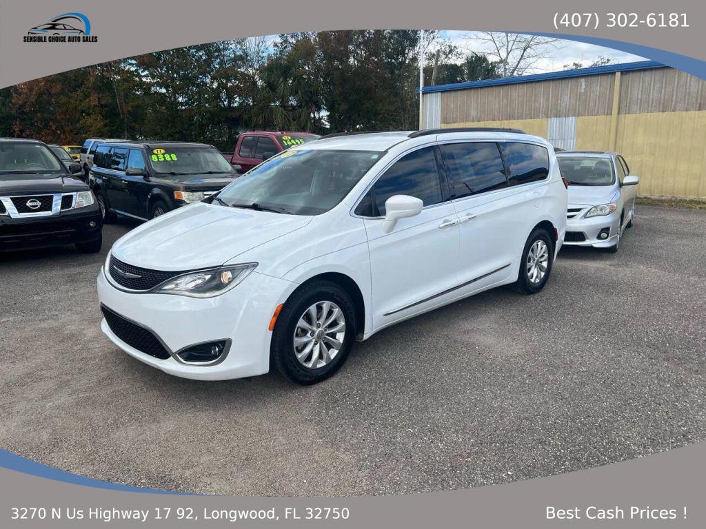 used 2017 Chrysler Pacifica car, priced at $11,488