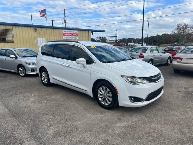 used 2017 Chrysler Pacifica car, priced at $11,988