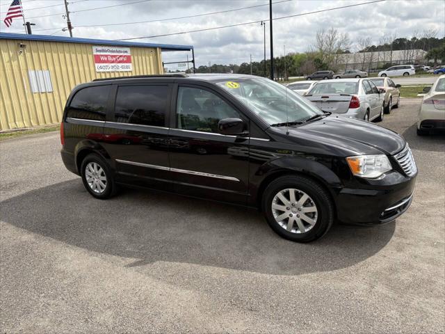 used 2015 Chrysler Town & Country car, priced at $5,488