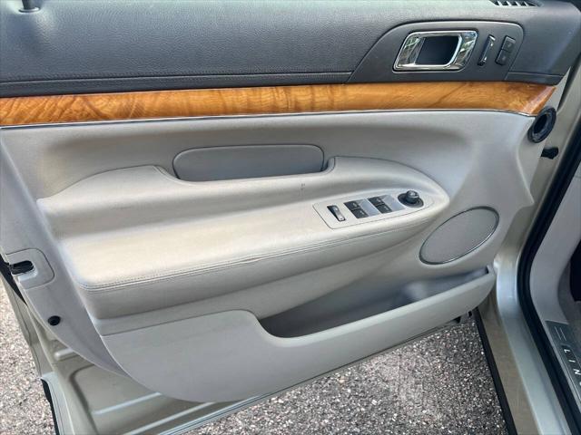used 2010 Lincoln MKT car, priced at $6,988
