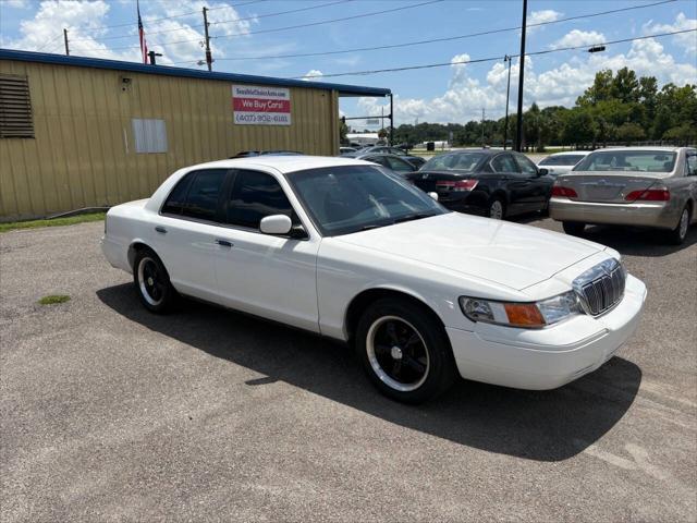 used 2000 Mercury Grand Marquis car, priced at $3,988