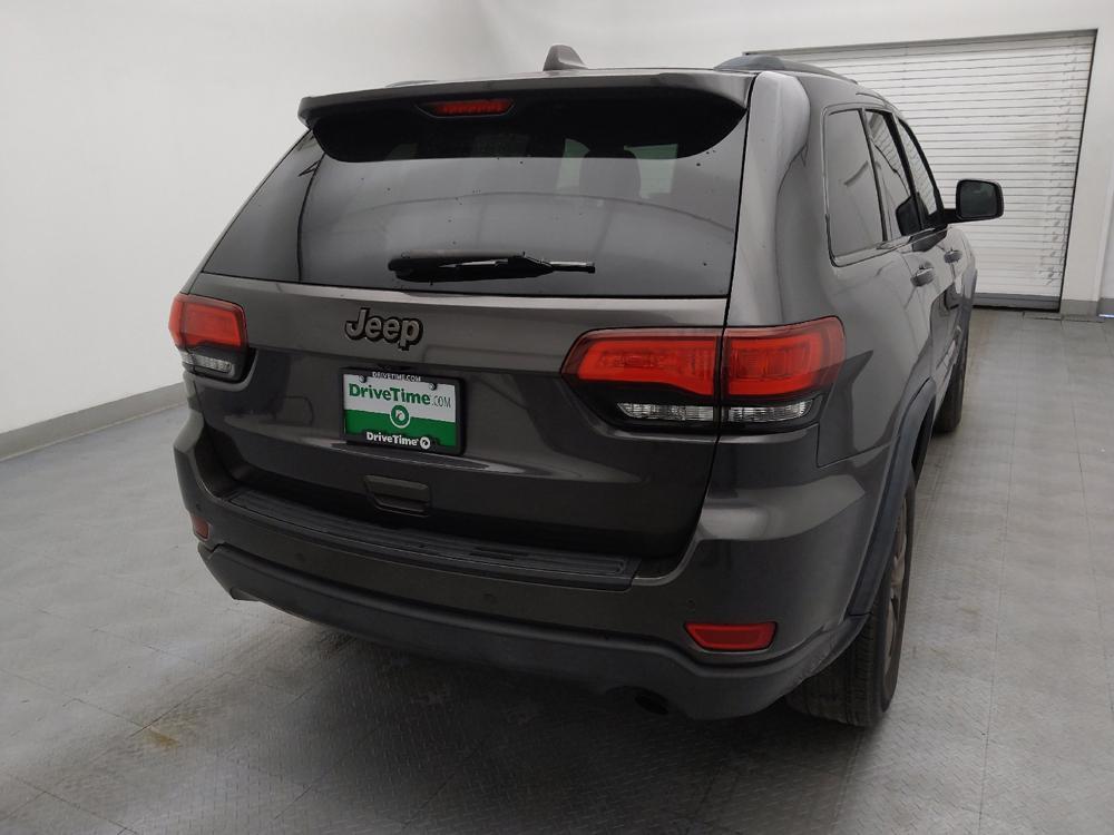 used 2017 Jeep Grand Cherokee car, priced at $16,195