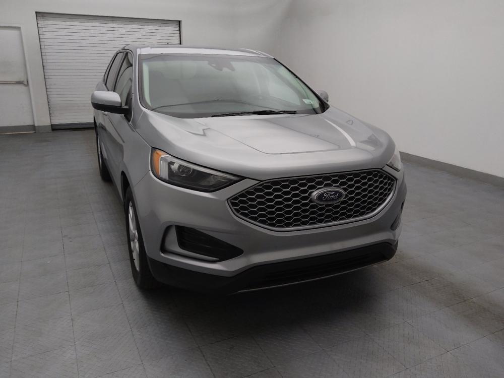 used 2024 Ford Edge car, priced at $28,095