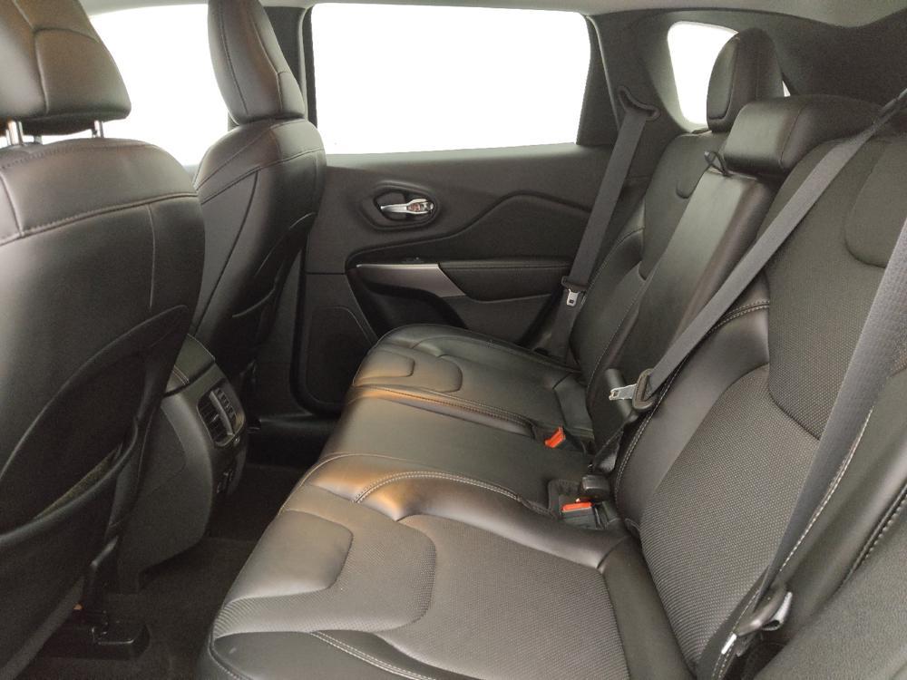 used 2021 Jeep Cherokee car, priced at $25,495