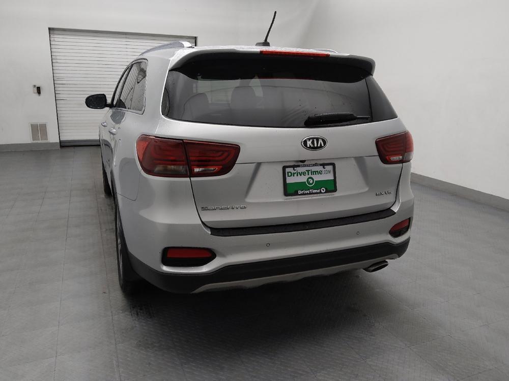 used 2019 Kia Sorento car, priced at $19,895