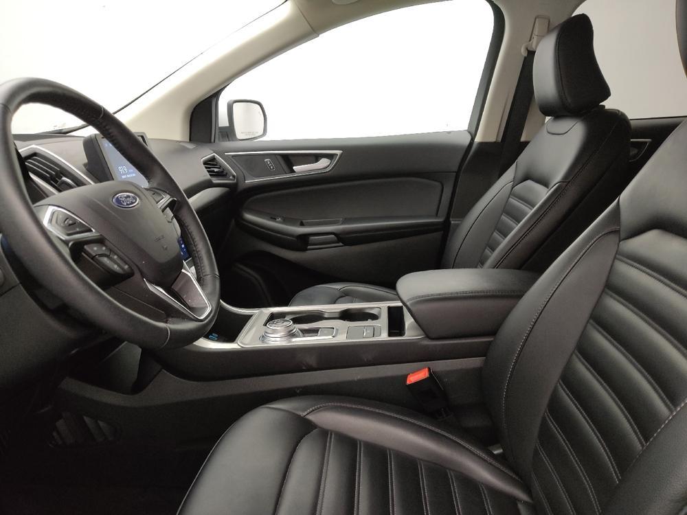 used 2024 Ford Edge car, priced at $26,895