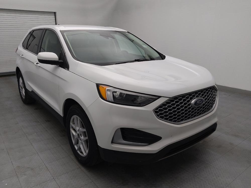 used 2024 Ford Edge car, priced at $24,895