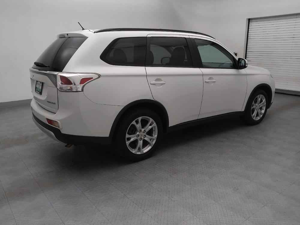 used 2015 Mitsubishi Outlander car, priced at $11,095