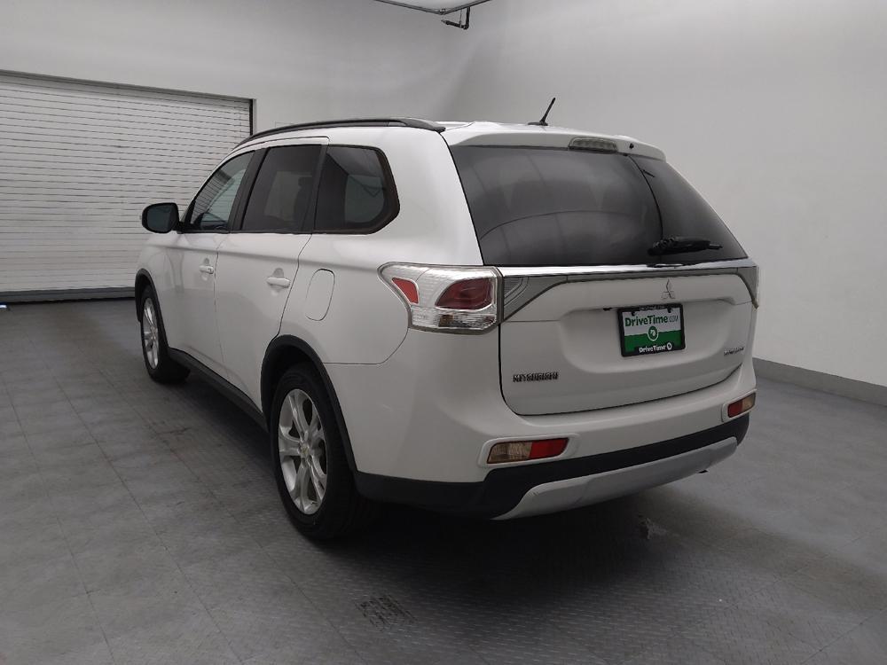 used 2015 Mitsubishi Outlander car, priced at $11,095