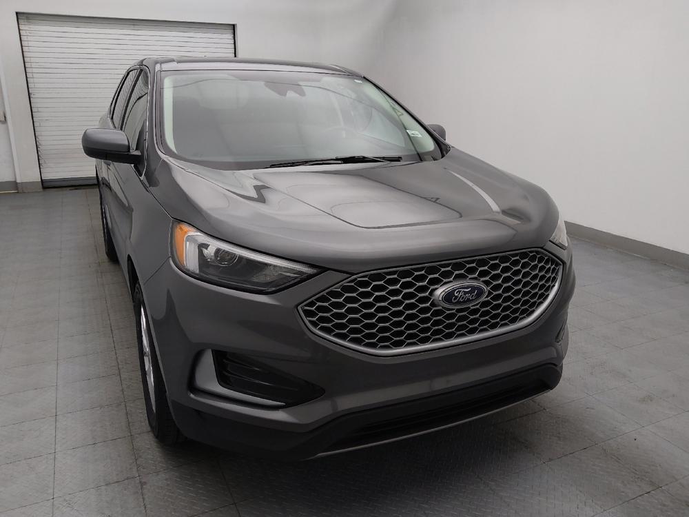 used 2024 Ford Edge car, priced at $24,595