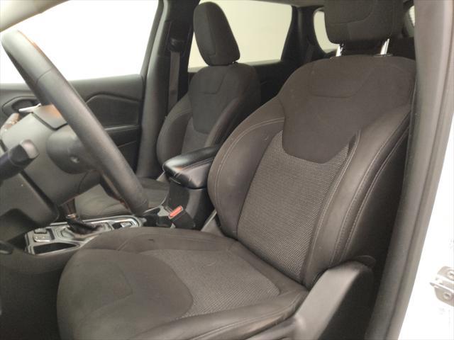 used 2019 Jeep Cherokee car, priced at $15,595