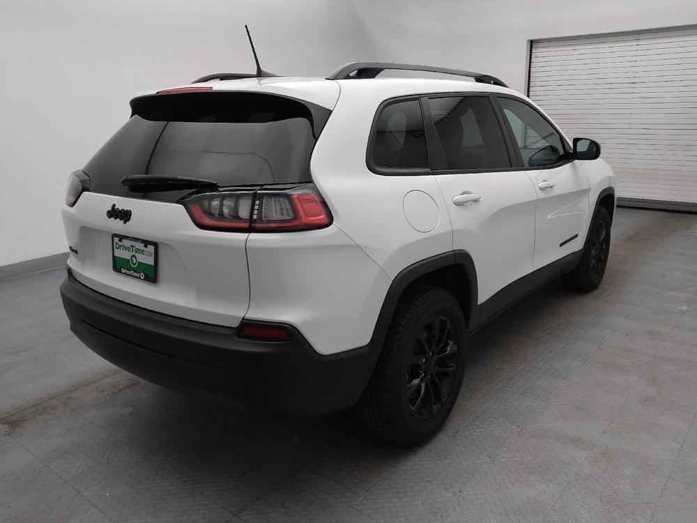 used 2023 Jeep Cherokee car, priced at $25,195