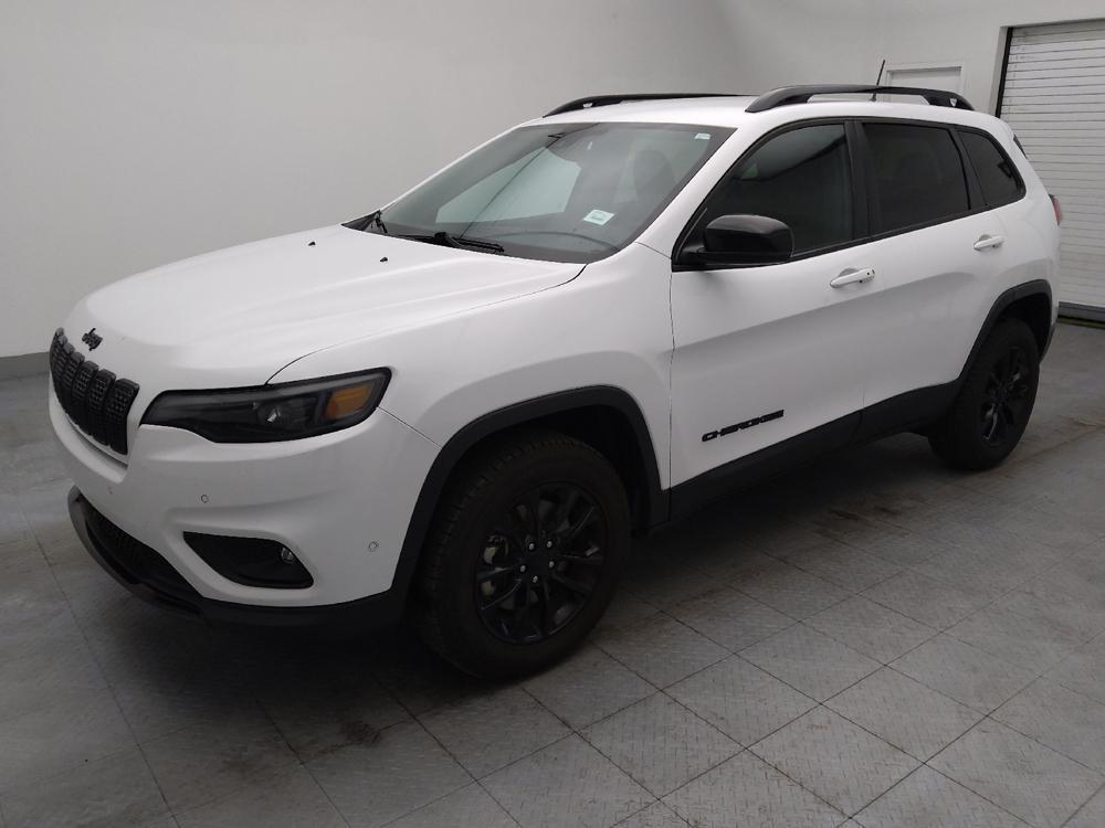 used 2023 Jeep Cherokee car, priced at $25,195