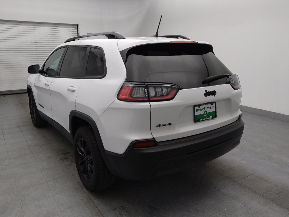 used 2023 Jeep Cherokee car, priced at $25,195