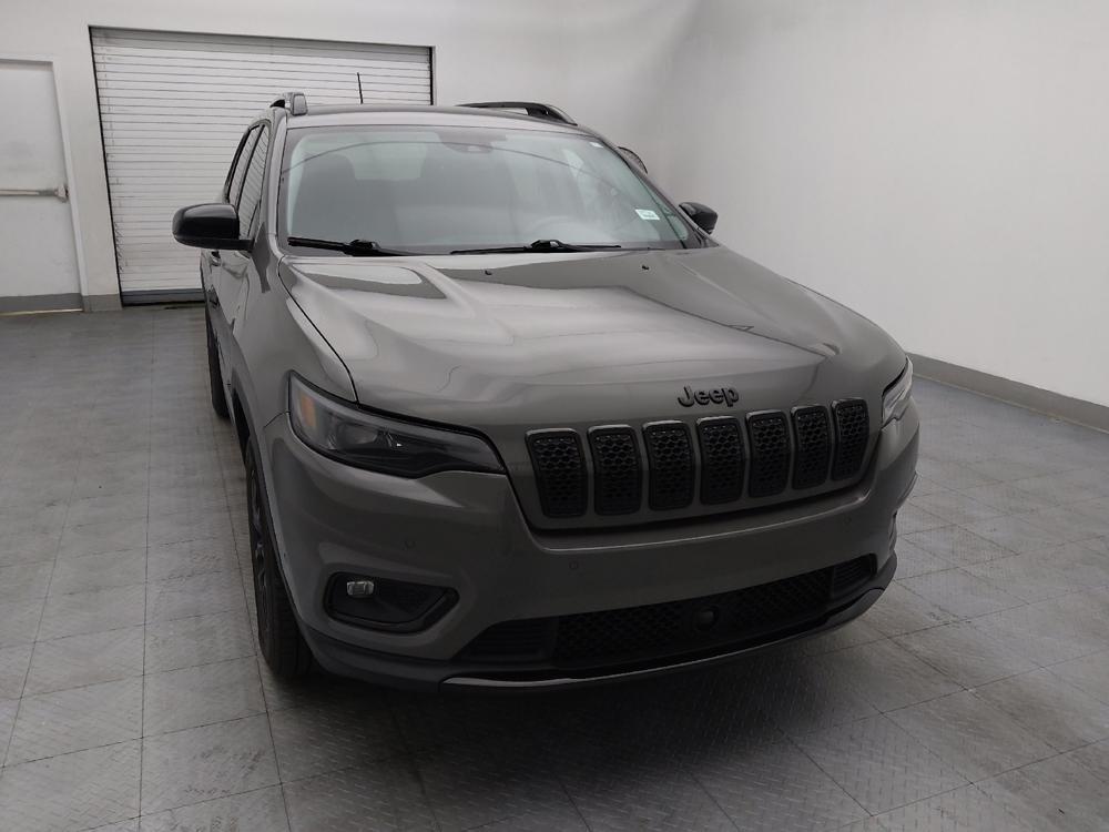 used 2023 Jeep Cherokee car, priced at $25,395