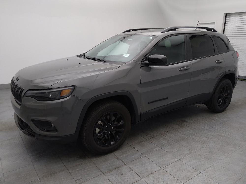 used 2023 Jeep Cherokee car, priced at $25,395