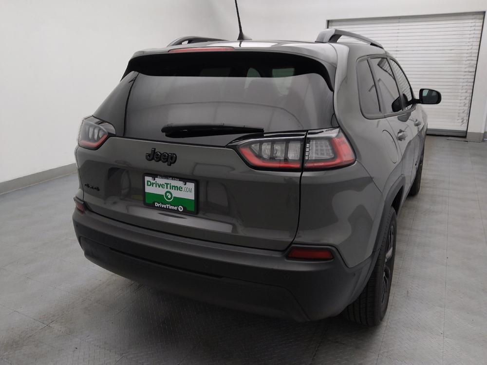 used 2023 Jeep Cherokee car, priced at $25,395