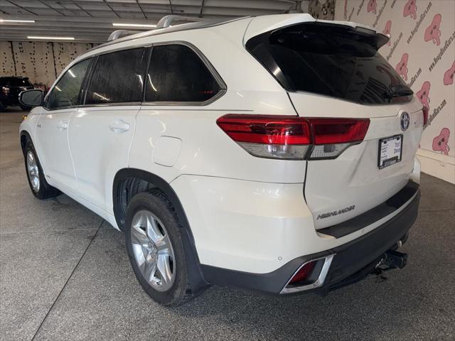 used 2018 Toyota Highlander Hybrid car, priced at $24,559