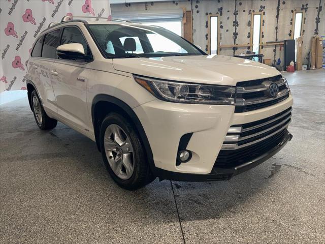 used 2018 Toyota Highlander Hybrid car, priced at $24,559