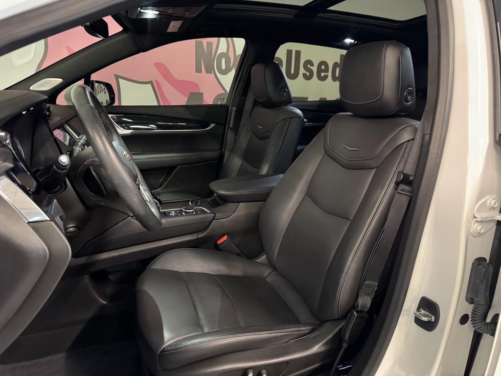 used 2023 Cadillac XT5 car, priced at $28,598