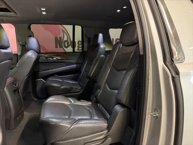 used 2020 Cadillac Escalade ESV car, priced at $37,598