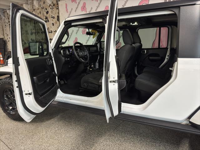 used 2021 Jeep Gladiator car, priced at $29,998