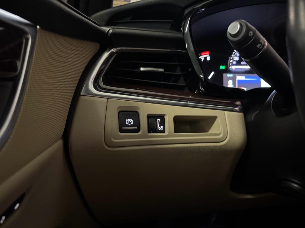 used 2018 Cadillac XT5 car, priced at $18,799