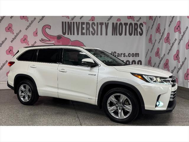 used 2019 Toyota Highlander Hybrid car, priced at $32,265