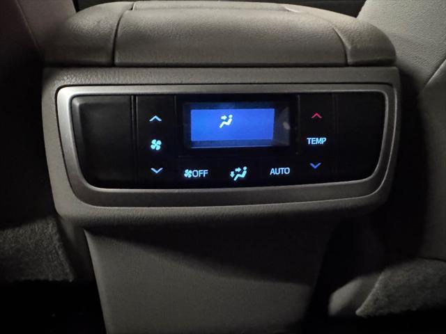 used 2019 Toyota Highlander Hybrid car, priced at $32,265