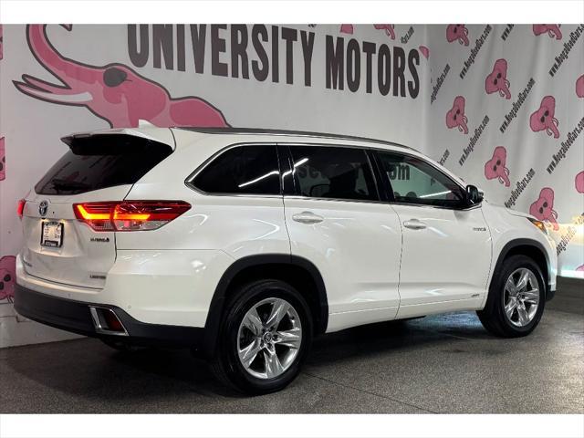used 2019 Toyota Highlander Hybrid car, priced at $32,265