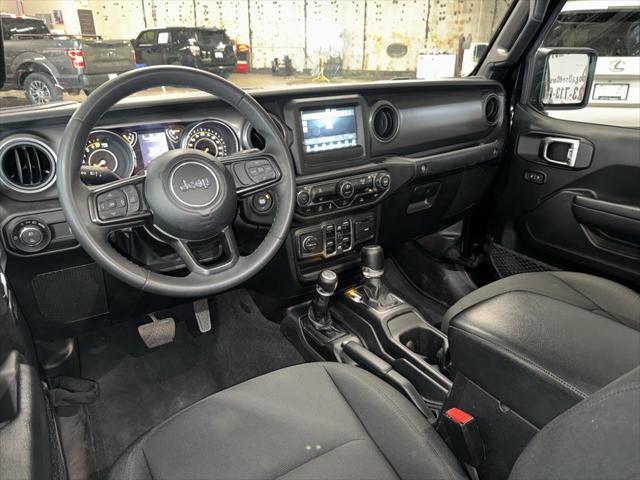 used 2023 Jeep Gladiator car, priced at $32,129