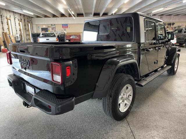 used 2023 Jeep Gladiator car, priced at $32,129