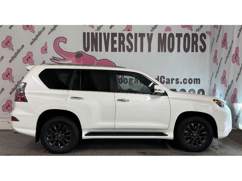 used 2022 Lexus GX 460 car, priced at $39,899