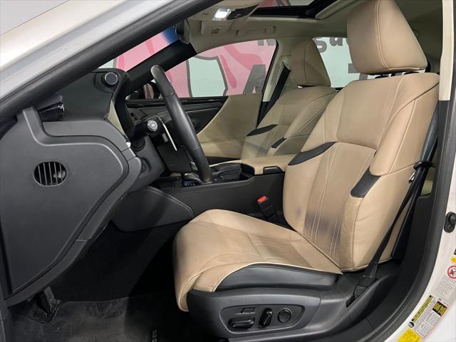 used 2019 Lexus ES 350 car, priced at $26,995