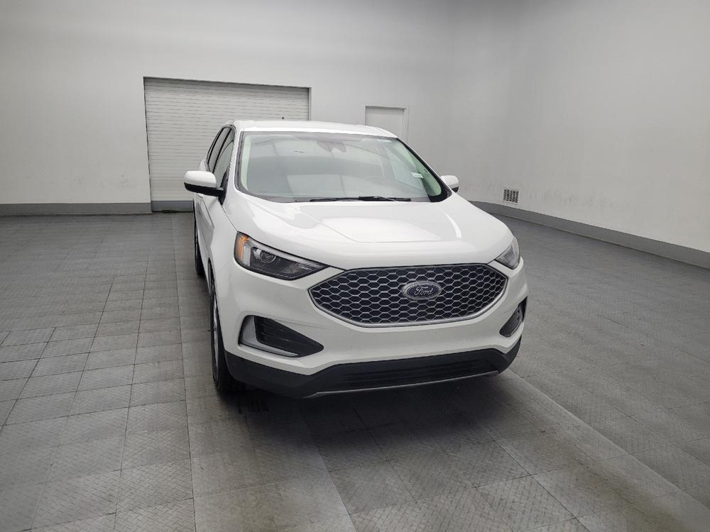 used 2024 Ford Edge car, priced at $25,695