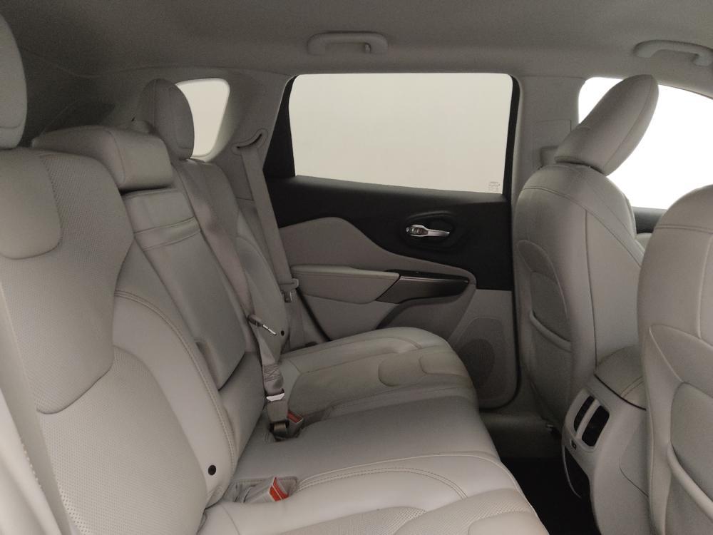 used 2019 Jeep Cherokee car, priced at $18,895