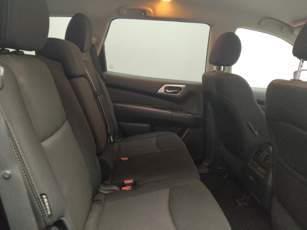 used 2020 Nissan Pathfinder car, priced at $19,095
