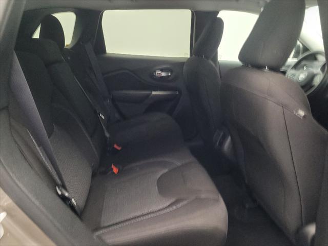 used 2019 Jeep Cherokee car, priced at $18,395
