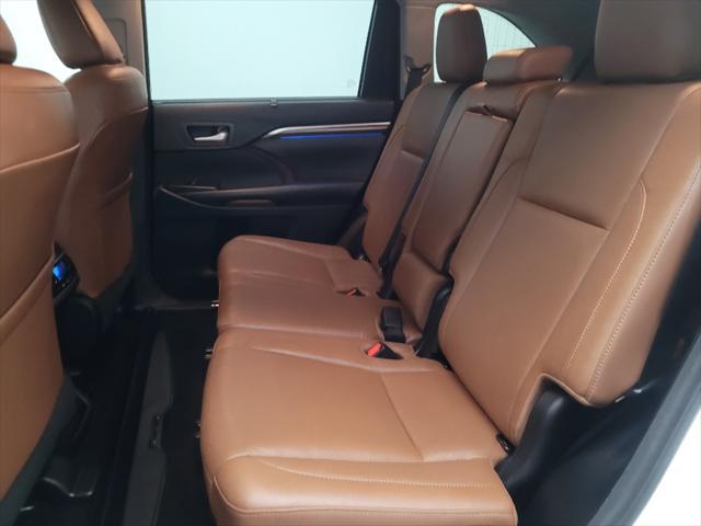 used 2018 Toyota Highlander car, priced at $25,995
