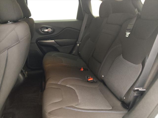 used 2019 Jeep Cherokee car, priced at $16,195