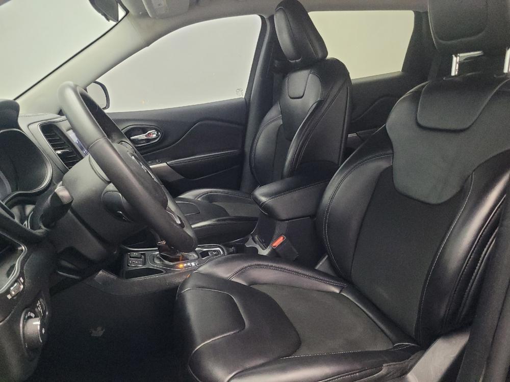 used 2020 Jeep Cherokee car, priced at $19,095