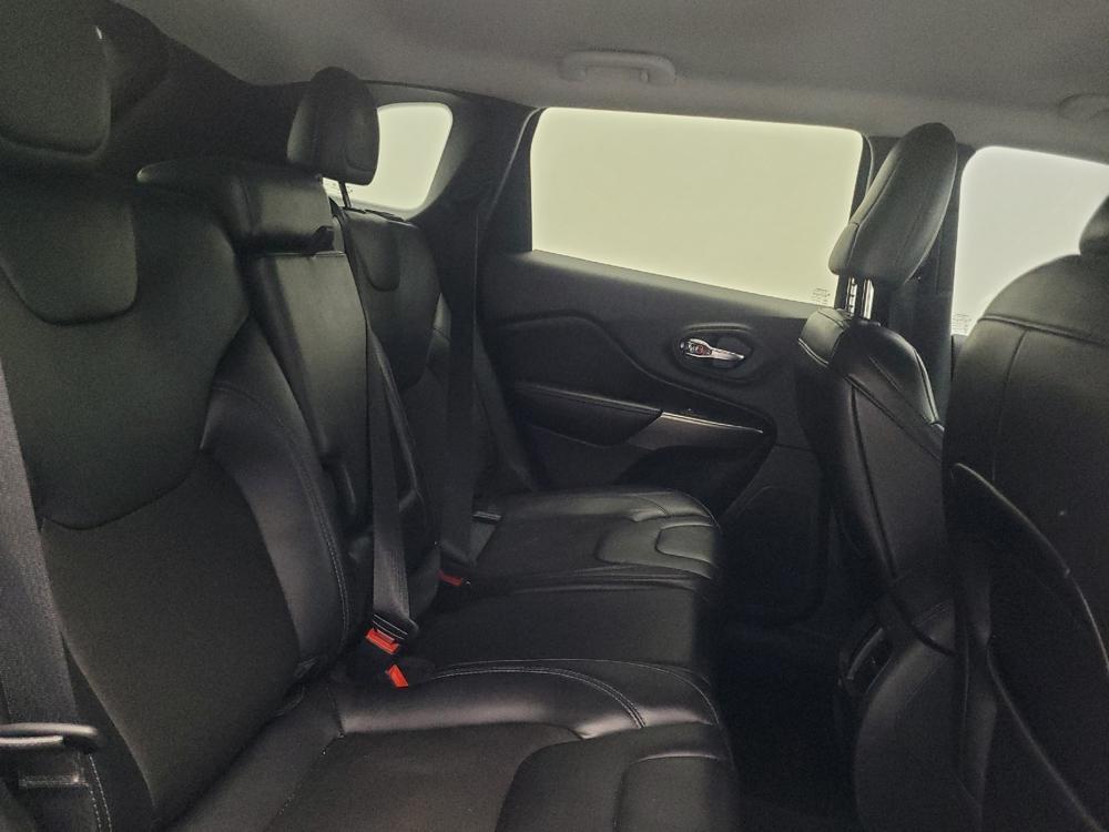 used 2020 Jeep Cherokee car, priced at $19,095