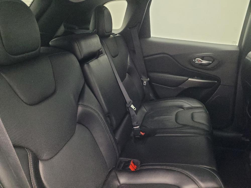 used 2021 Jeep Cherokee car, priced at $20,195