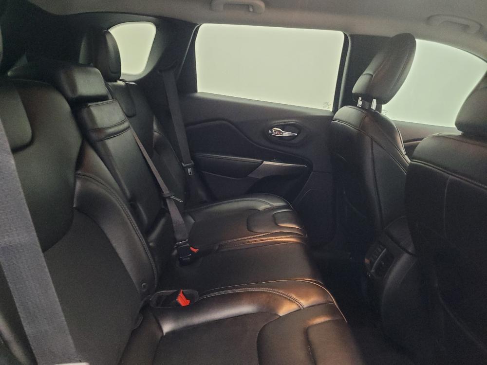 used 2019 Jeep Cherokee car, priced at $16,995